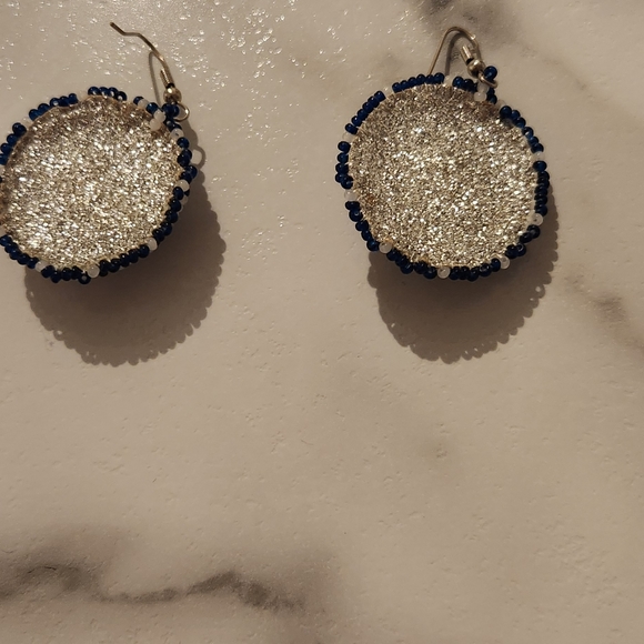 Earrings - Picture 2 of 4